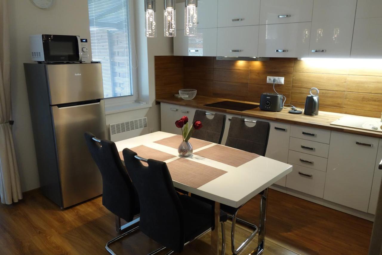 Apartmany Rubin Nesvady Luaran gambar