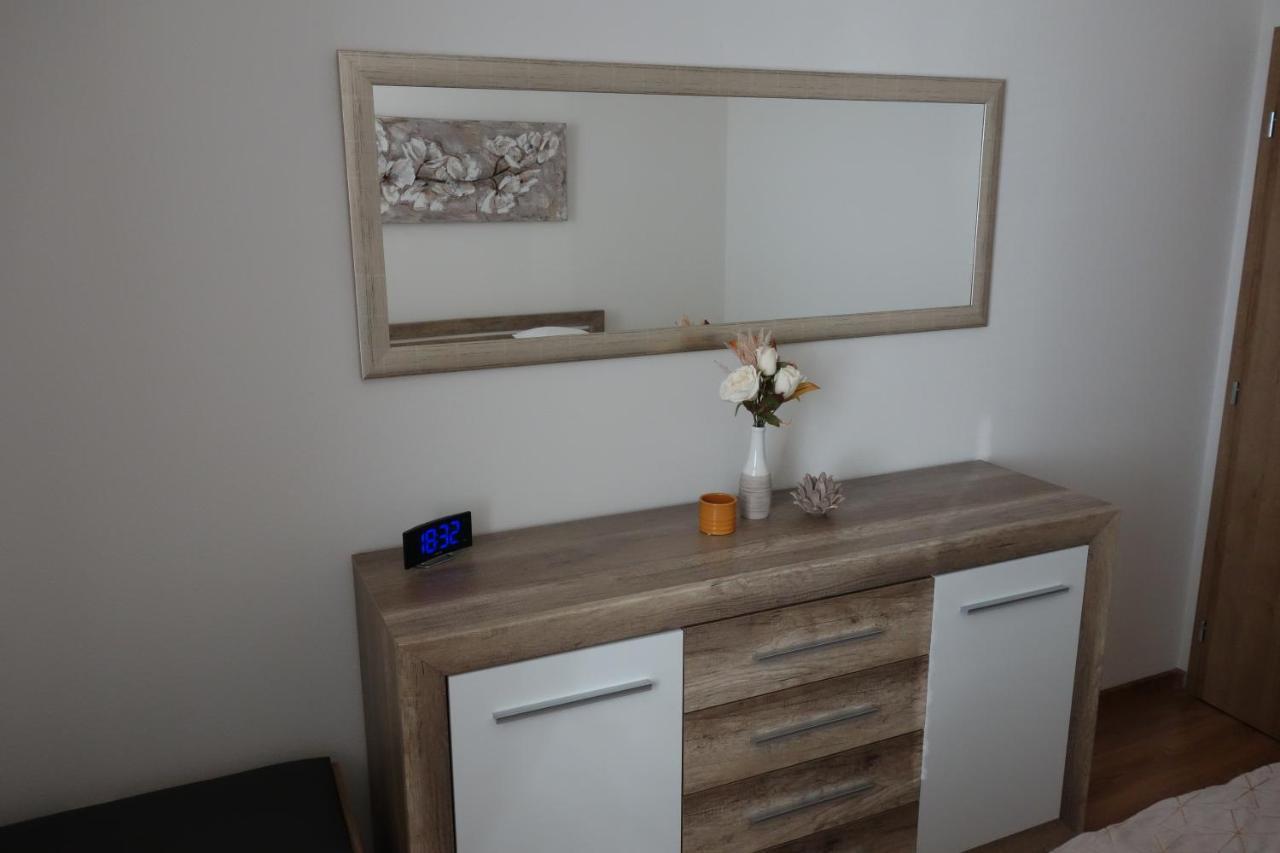Apartmany Rubin Nesvady Luaran gambar