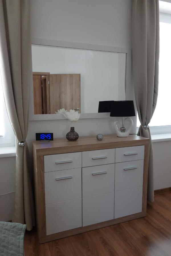 Apartmany Rubin Nesvady Luaran gambar