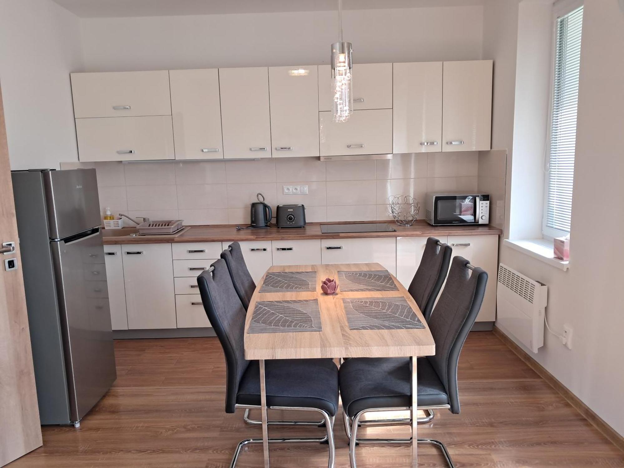 Apartmany Rubin Nesvady Luaran gambar