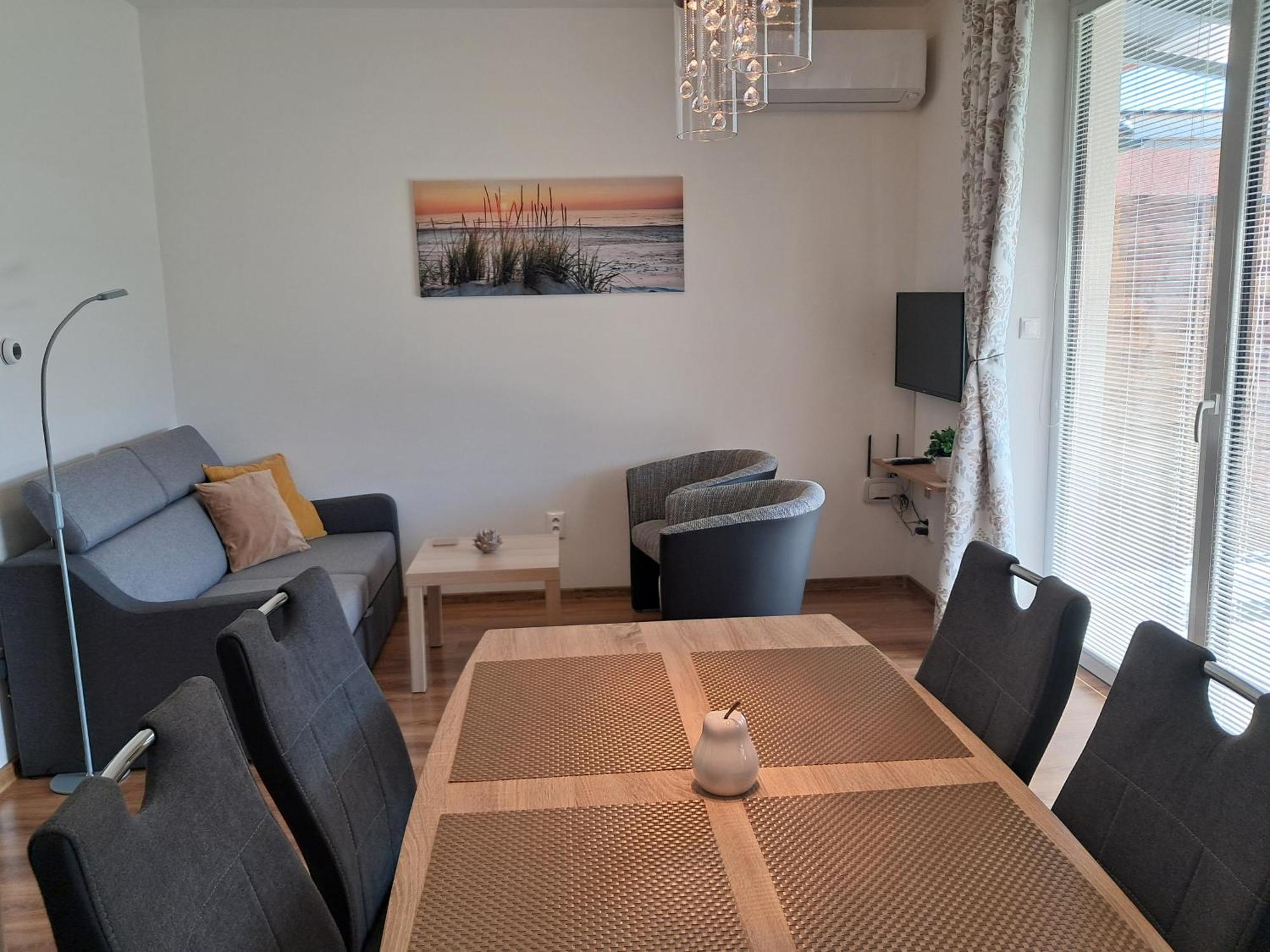 Apartmany Rubin Nesvady Luaran gambar