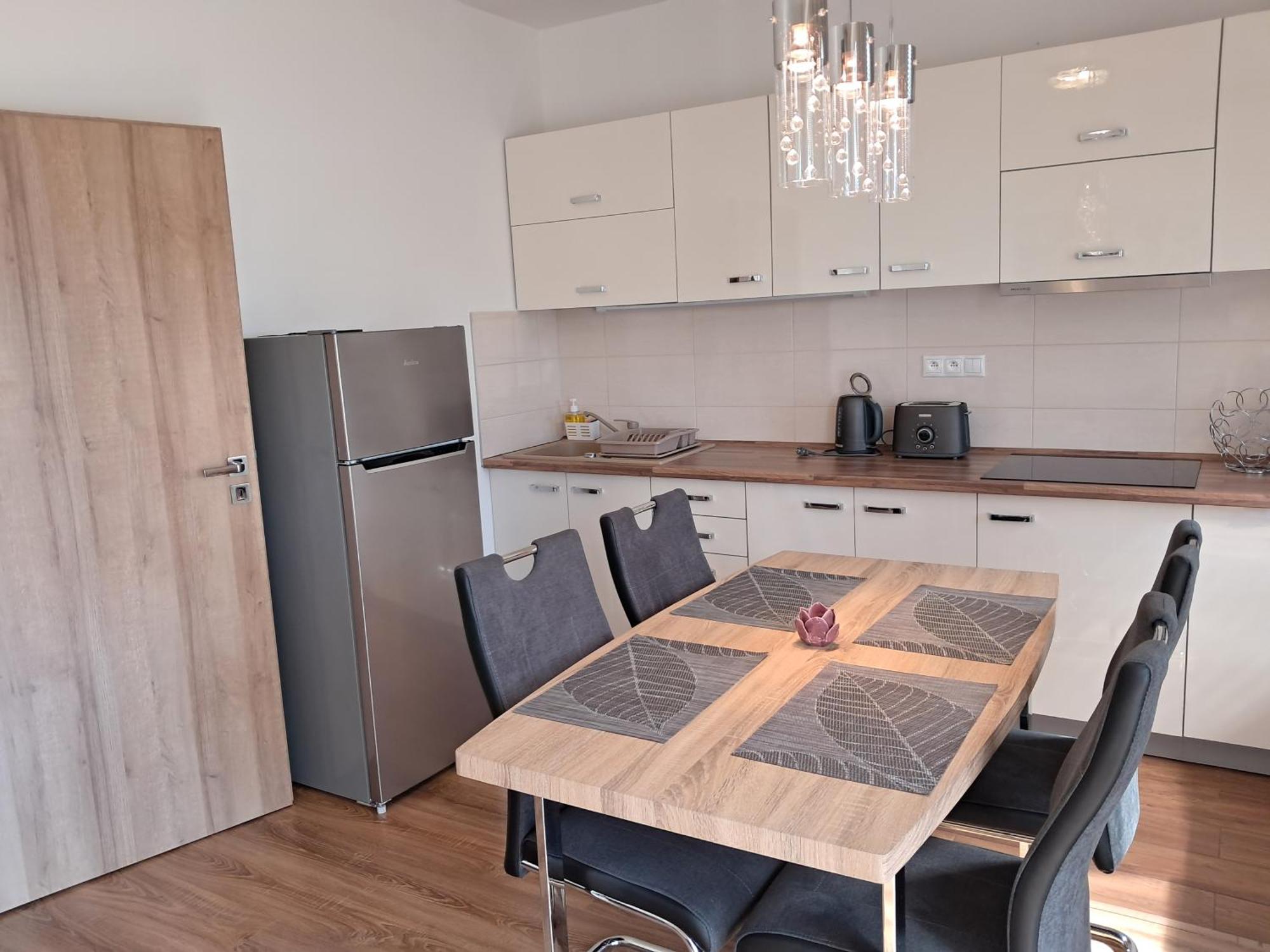 Apartmany Rubin Nesvady Luaran gambar